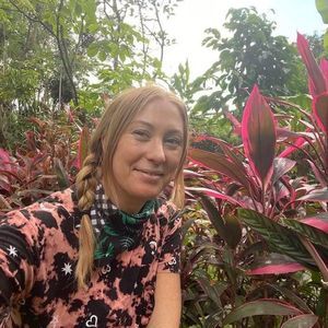 Meet your Posher, Robina